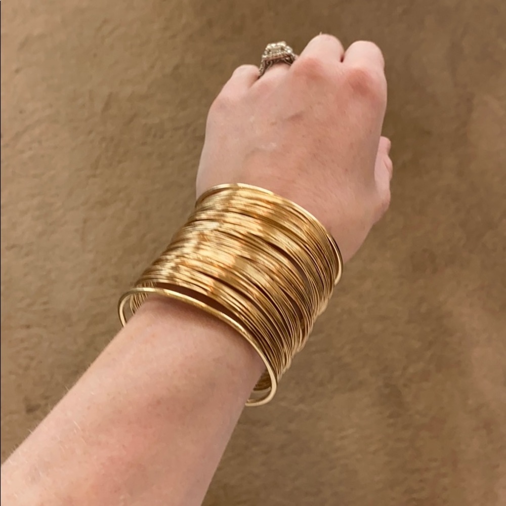 Gold bangle